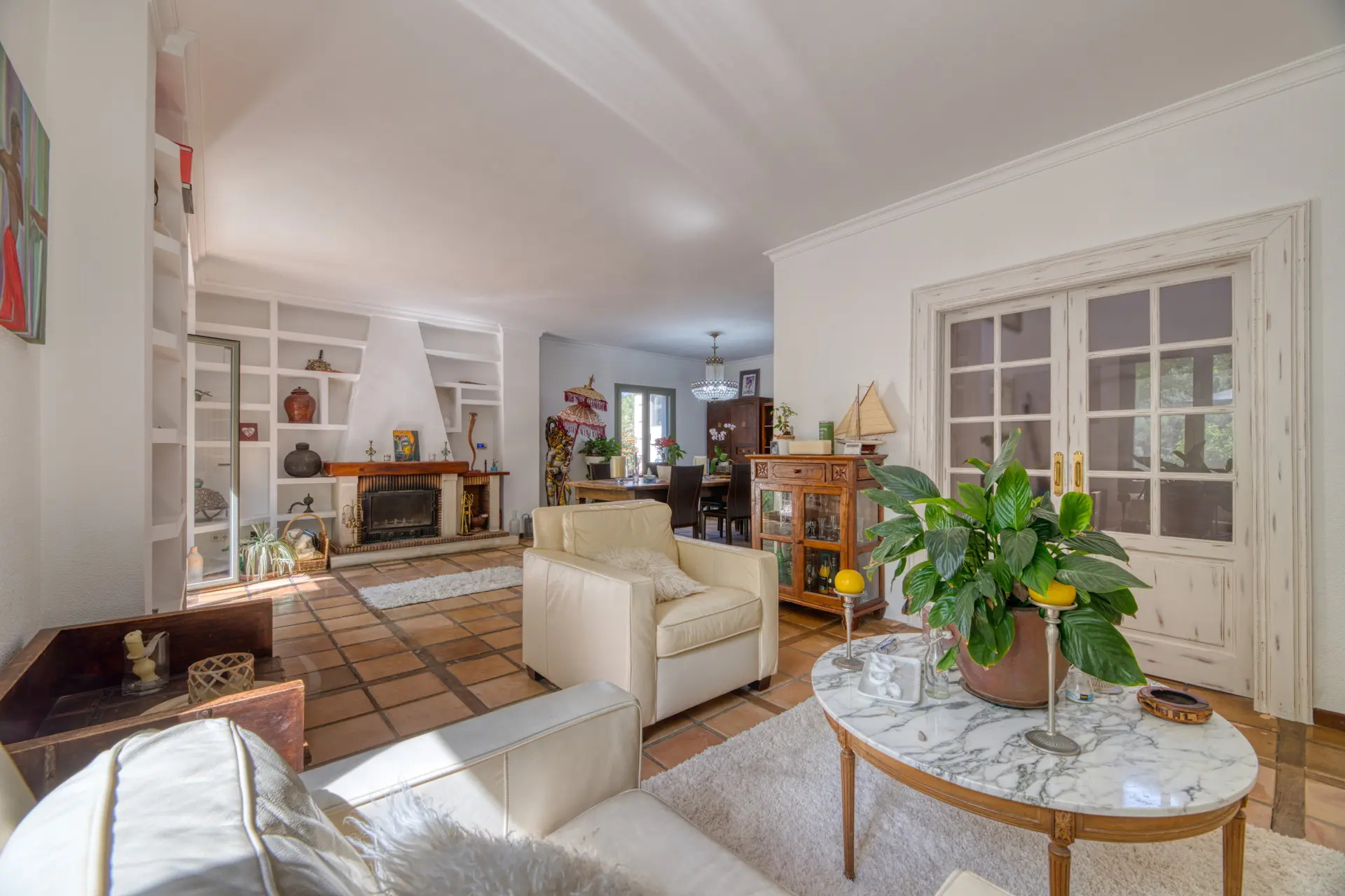 1760459053-4642a535-8e46-4ebe-bfe4-d2c37ec56e9d