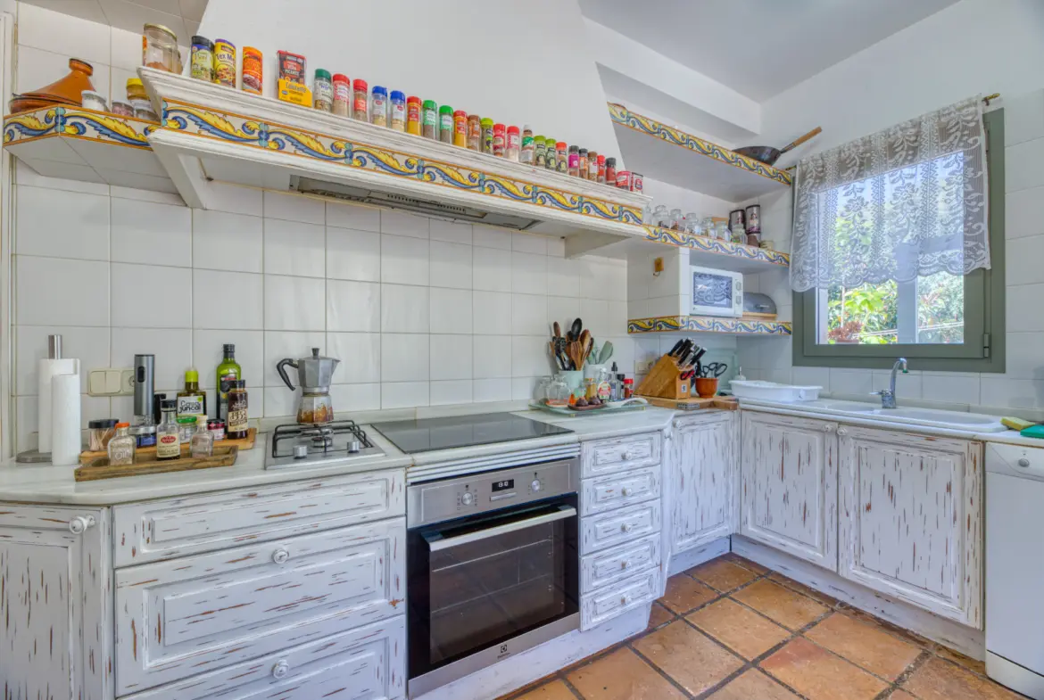 1760459060-a00a87c9-e13d-4a7b-b79d-096b634f038c