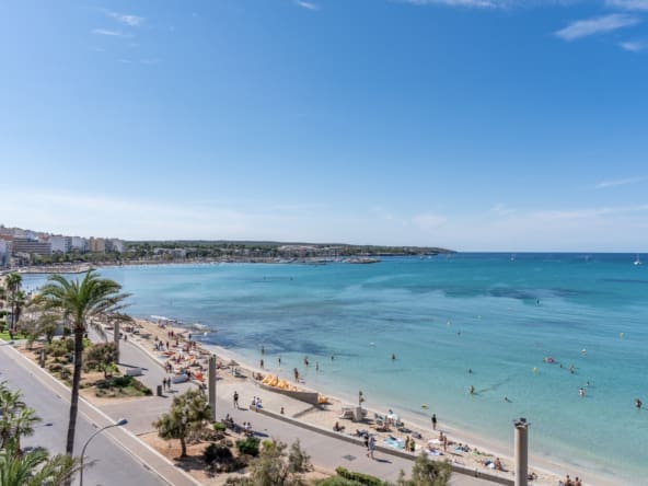 Spectacular First-Line Luxury Four-Bedroom Penthouse with Sea Views and Spacious Terrace - Homes In Mallorca