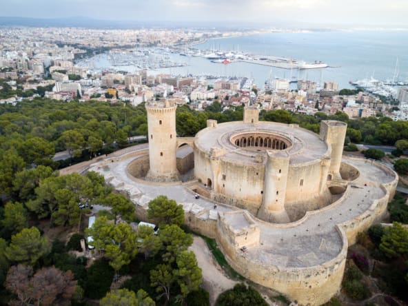 Bellver Castle and Luxury Apartments in Palma with Palmallorca